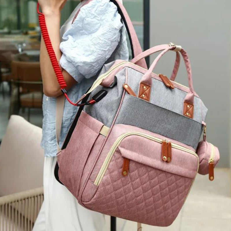 Faltbarer Wickelrucksack mit Babybett