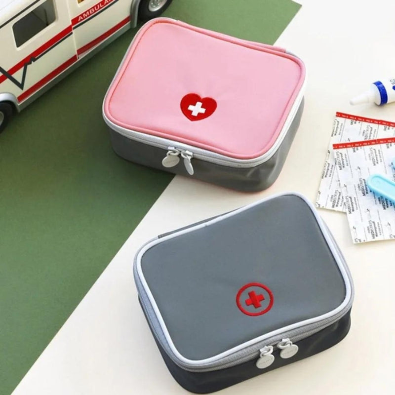 trousse de medicament de voyage
