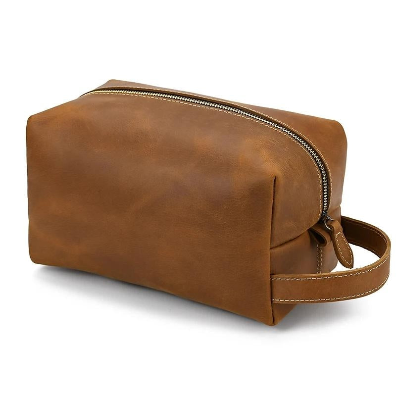trousse en cuir pour voyage en avion
