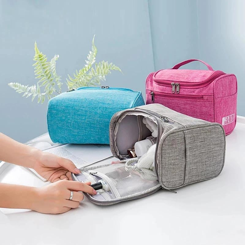 trousse toilette voyage suspendre
